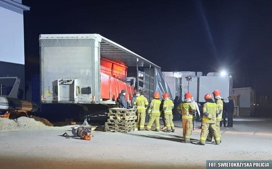 Gdynia. Policja odkryła ogromną ilość narkotyków w samochodzie ciężarowym. Ich wartość szacowana jest na 13 mln zł