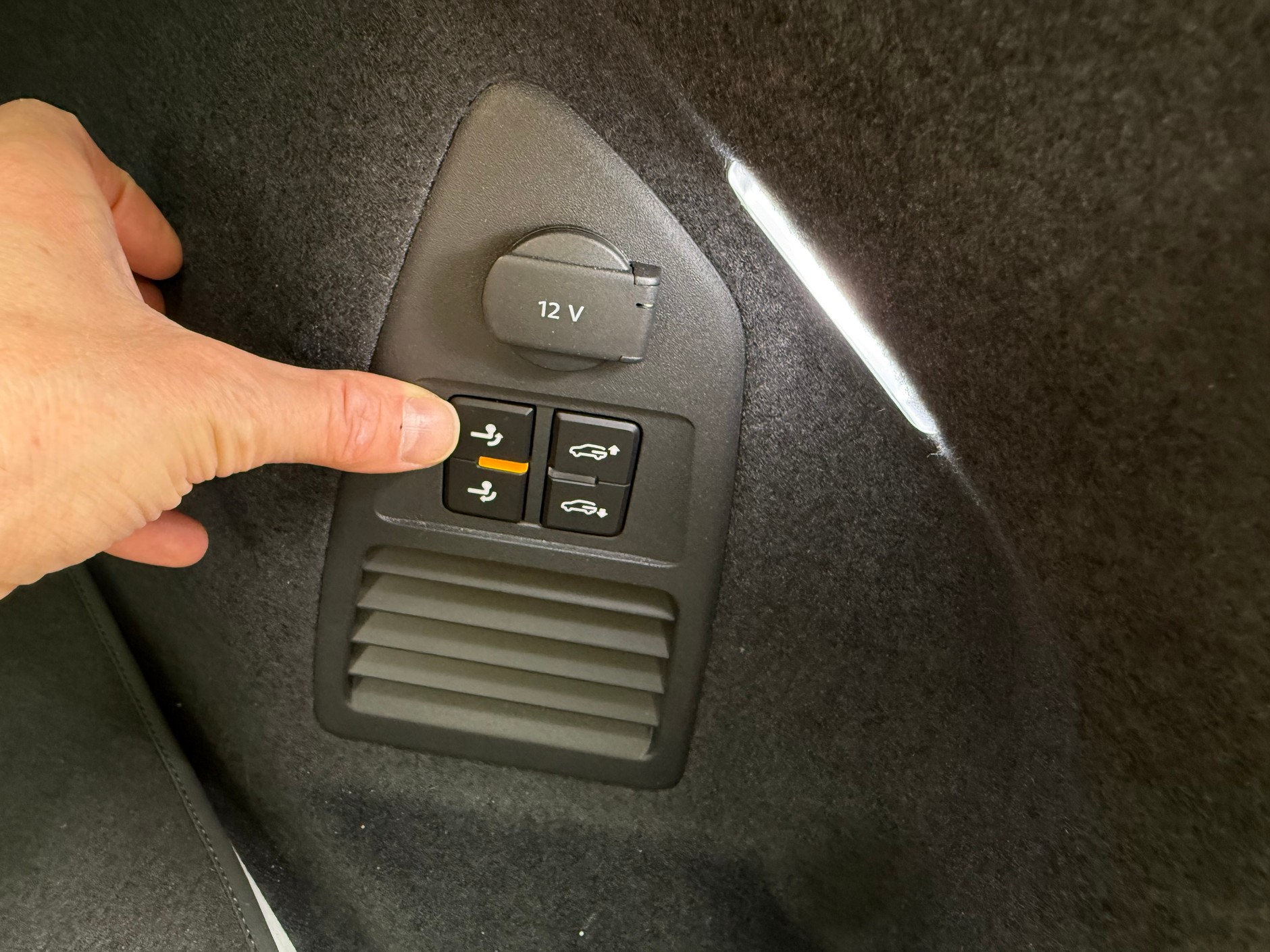 Volkswagen Touareg 3.0 V6 TDI 286 KM