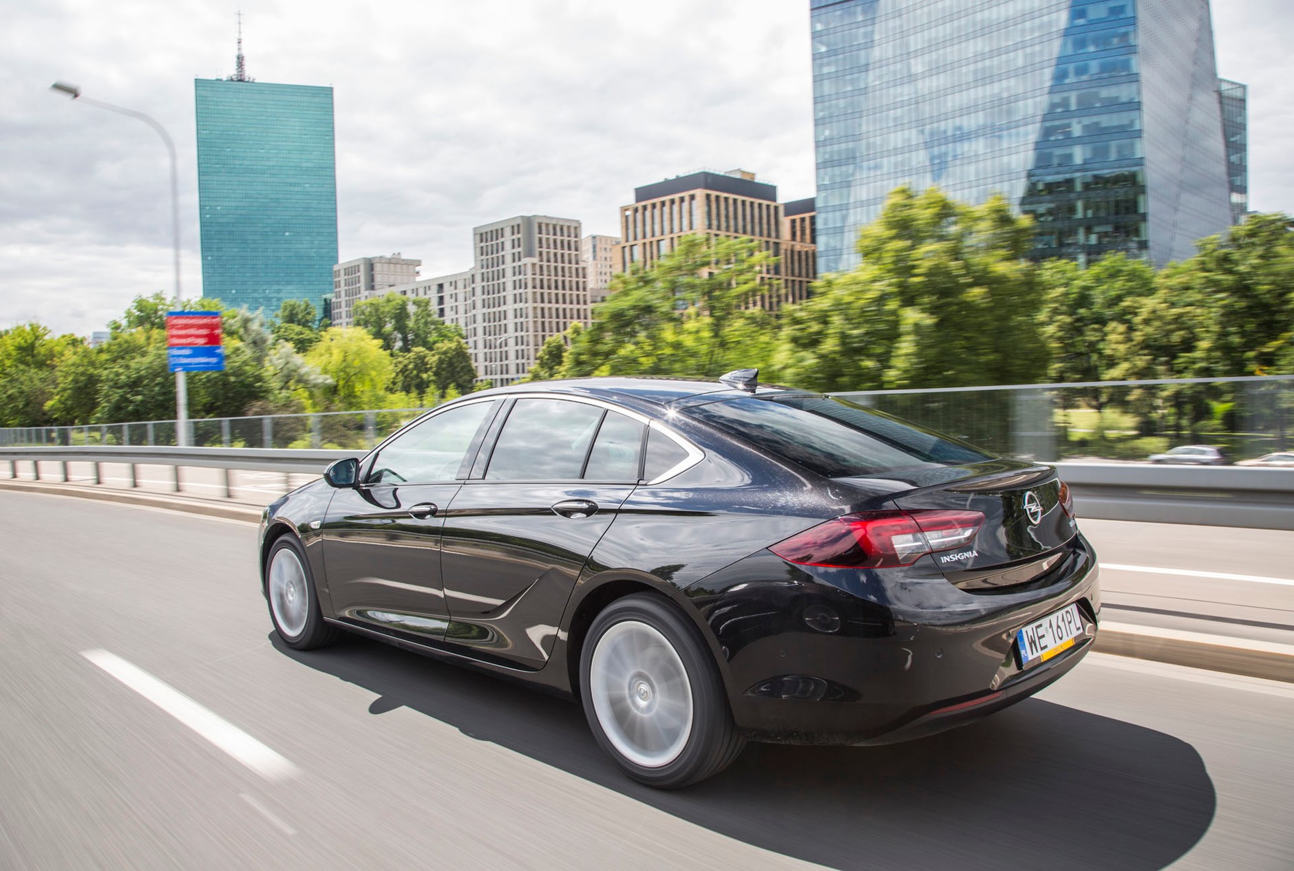 Opel Insignia Grand Sport 1.5 Turbo - dobrze jeździ i więcej potrafi