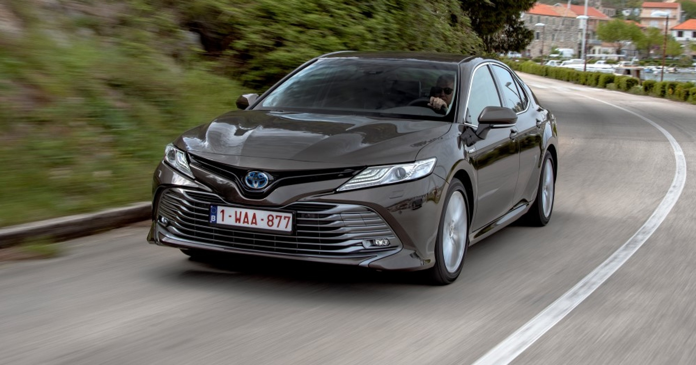 Toyota Camry 2019