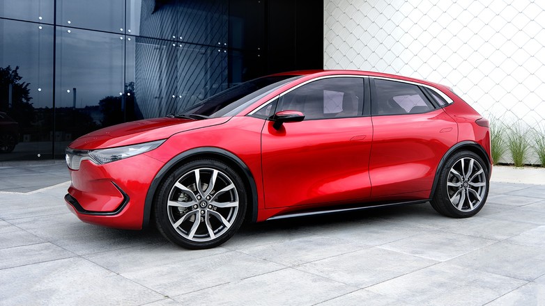 Studyjna wersja Izery, polskiego samochodu elektrycznego