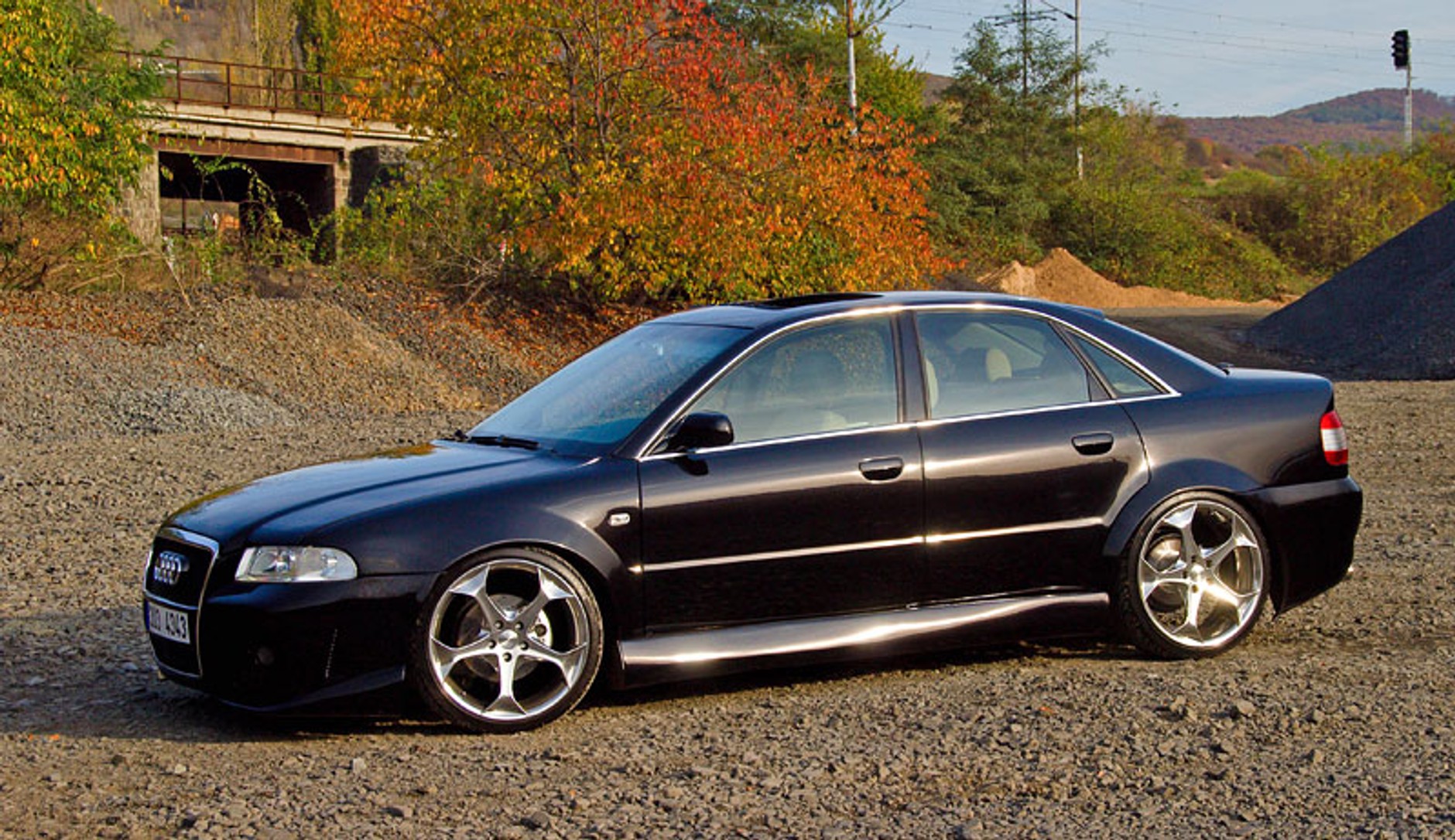 Garaż tunera: Audi A4 – dama w czerni