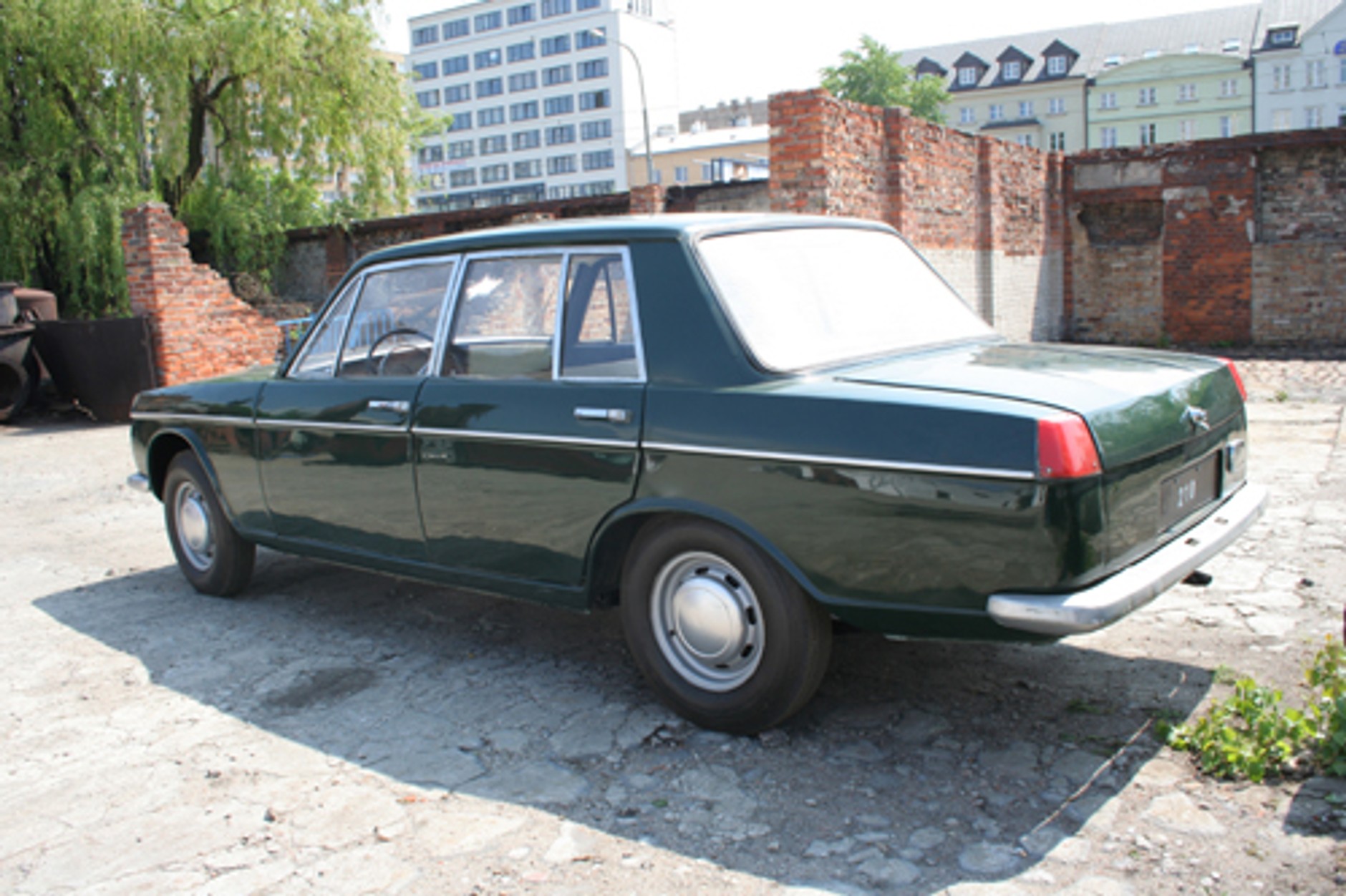 Rządowa limuzyna z Żerania Perła z FSO