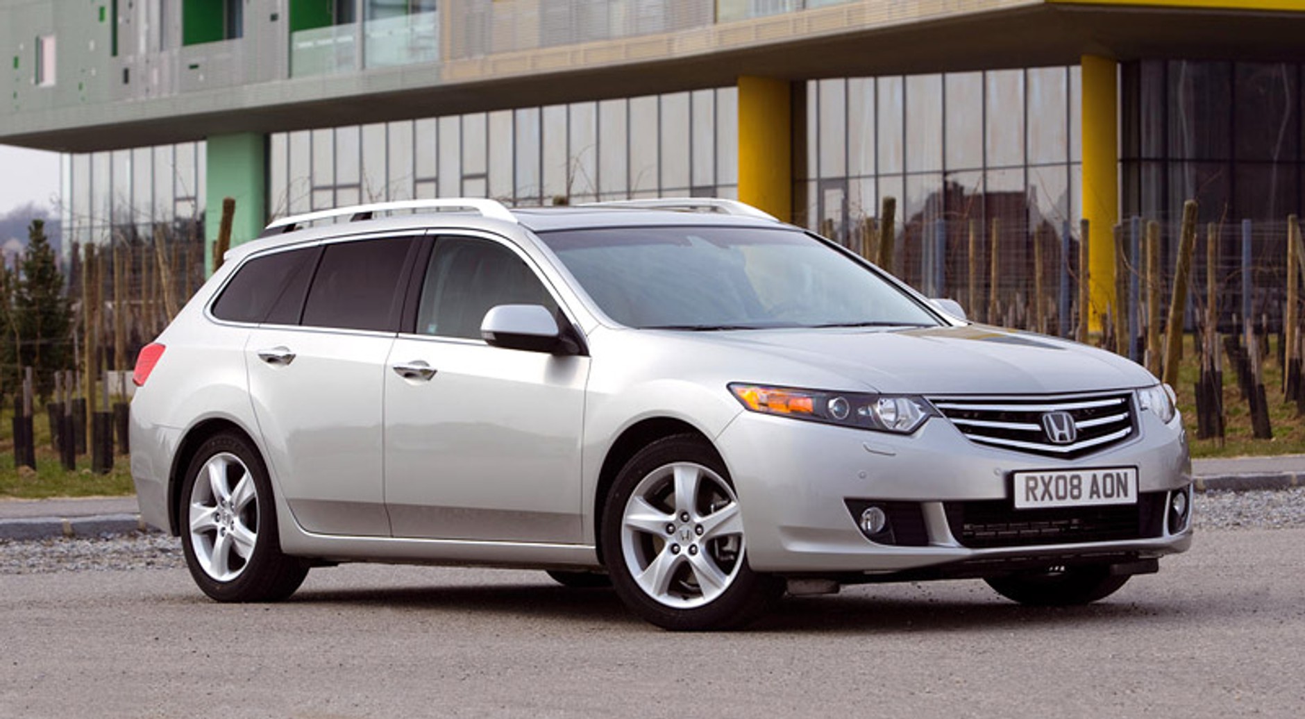 Honda Accord – wysokie tony (dane techniczne, fotogaleria)