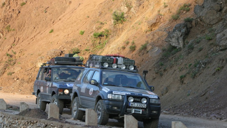 Samochód jest,  chęci też... Co dalej? Czyli jak jeździć w plenerze zgodnie z prawem?