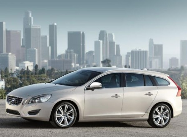 Volvo V60 - rodzinnie i sportowo