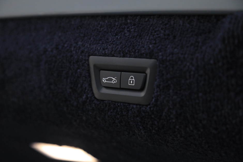 Rolls-Royce Phantom (2022, VIII Series II)