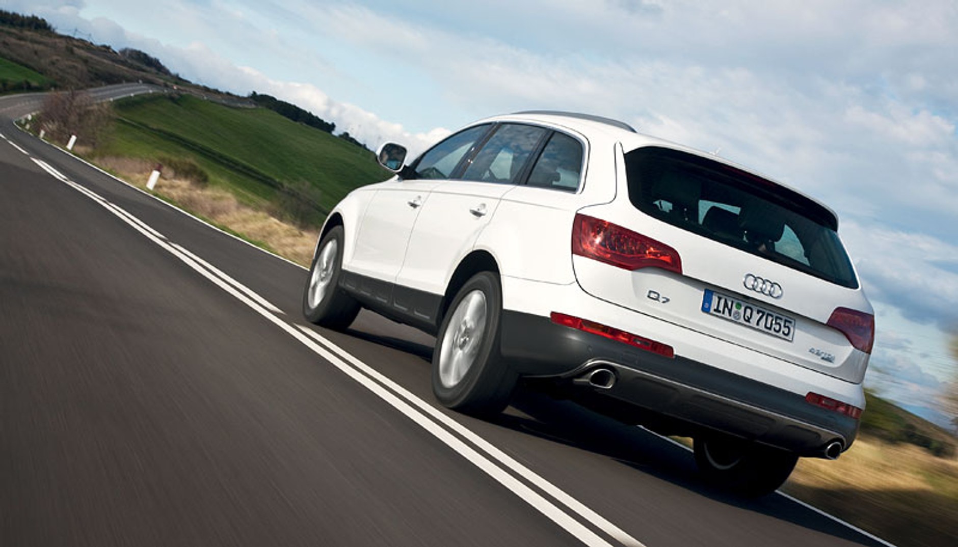 Audi Q7: facelifting i mniejsze zużycia paliwa (fotogaleria)