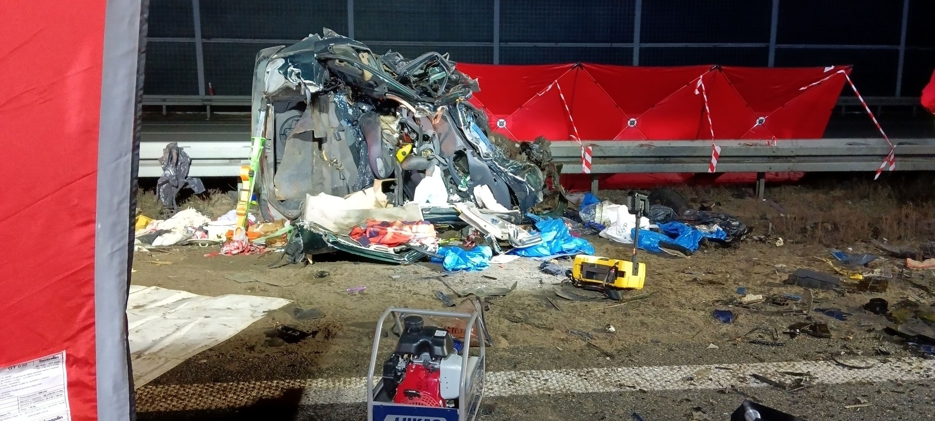 Wrak starej Toyoty Yaris