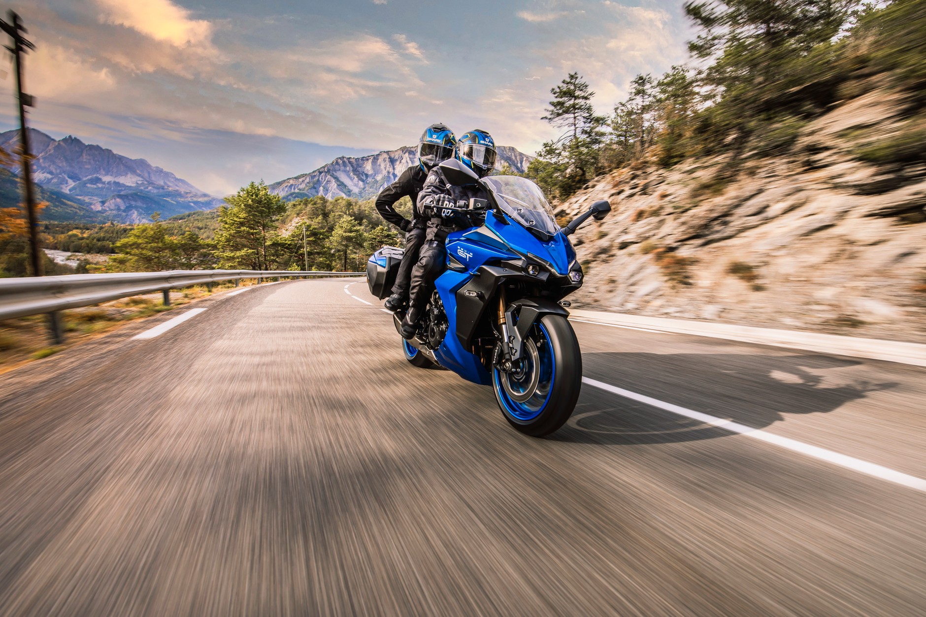 Suzuki GSX-S1000GT 2022