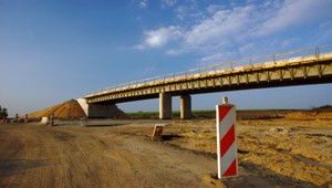 Nieskończone budowy nowych dróg. Rząd tłumaczy się z długiej listy niezrealizowanych inwestycji