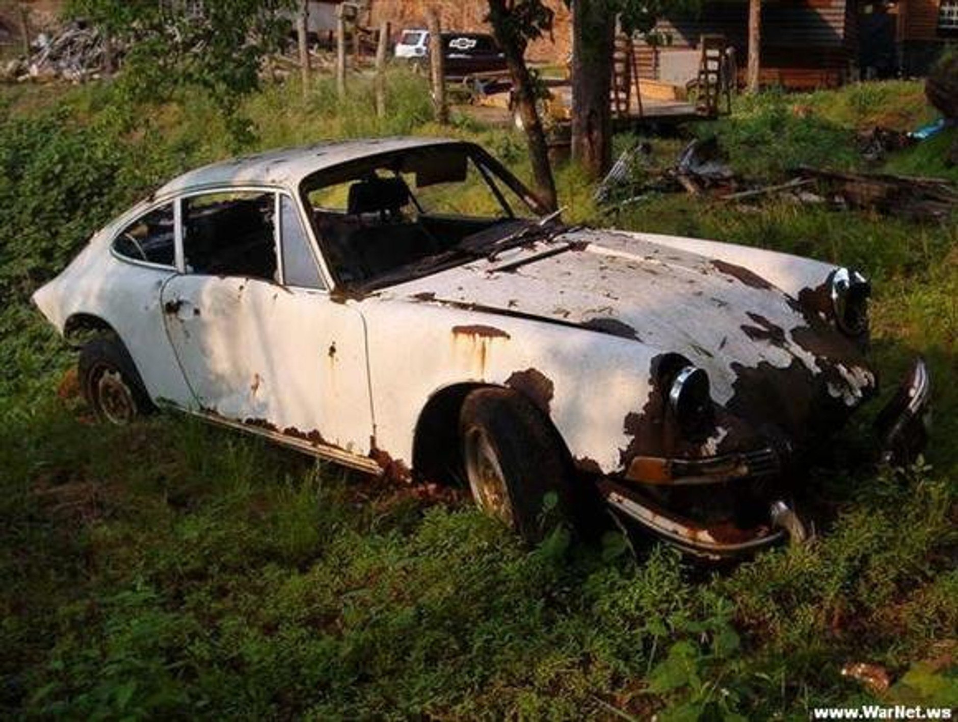 Supersamochody na szrocie