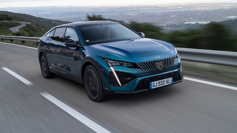 Peugeot 408 HYBRID 225 e-EAT8