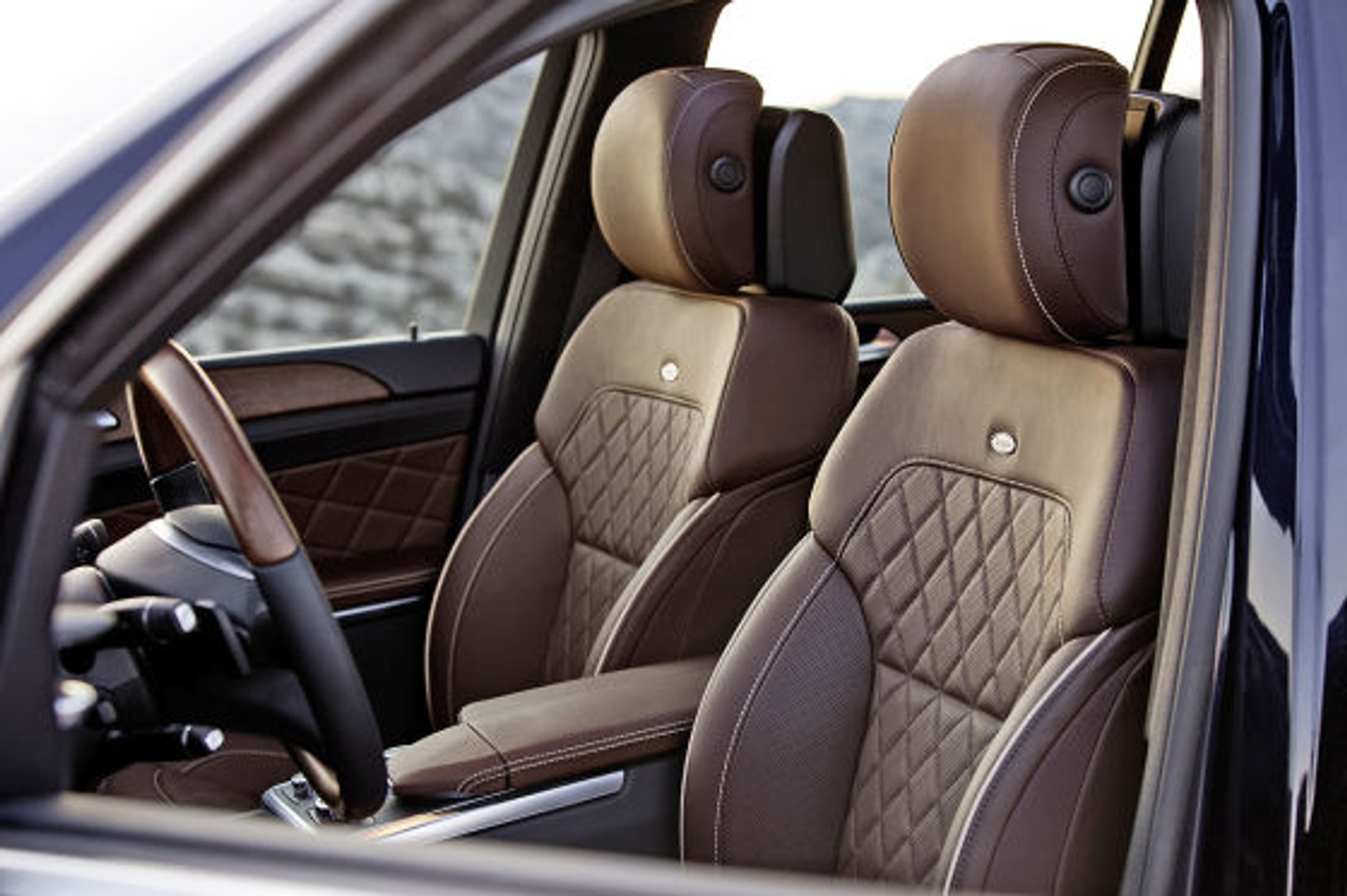 Mercedes GL: większy i lżejszy