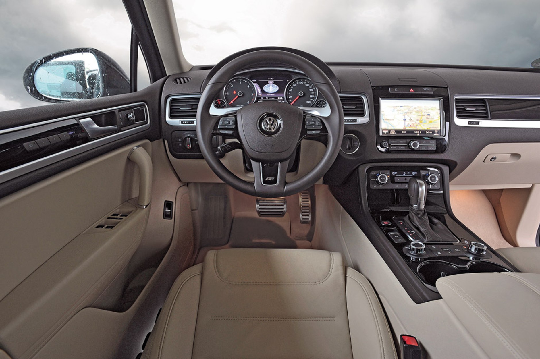 Mercedes ML kontra Range Rover Sport i Volkswagen Touareg: komfortowi podróżnicy