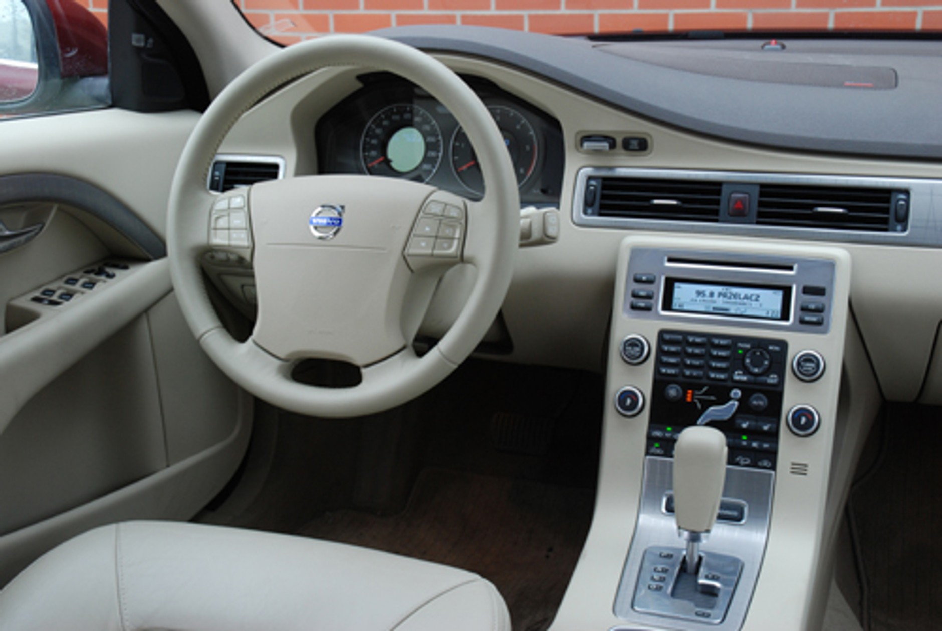 Volvo XC70 - praktyczne i komfortowe