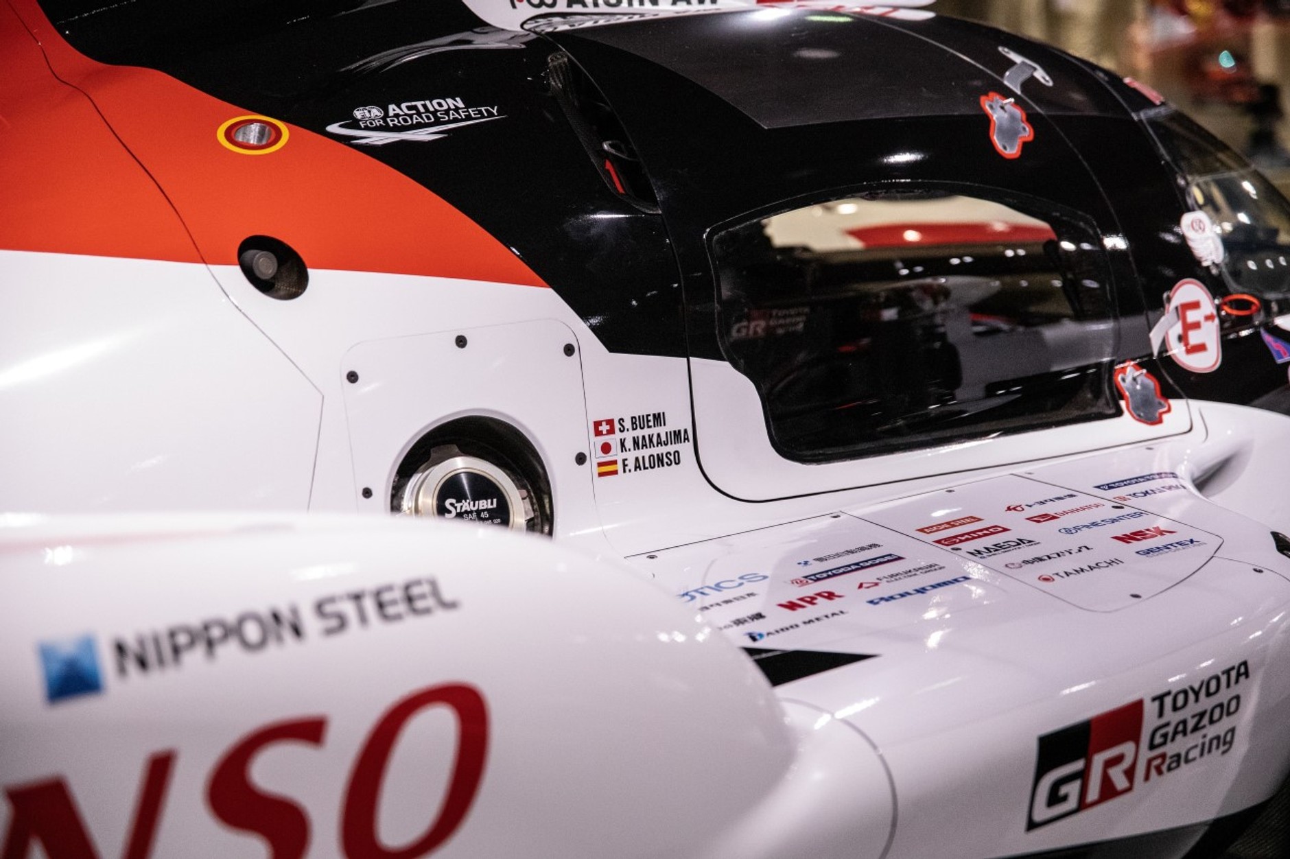 Muzeum Fernando Alonso powiększyło się o „dakarówkę”