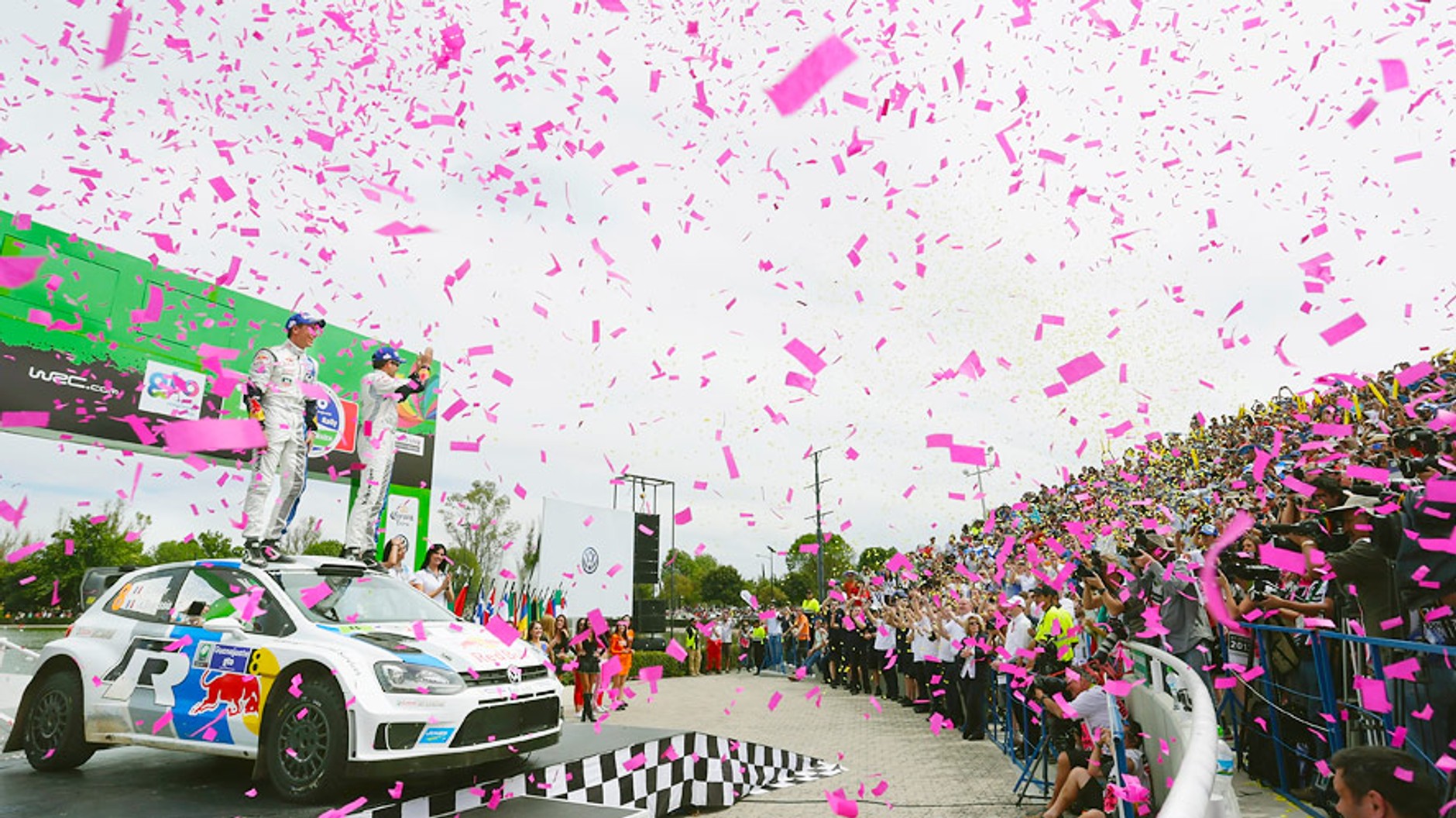 Rajd Meksyku 2013: złoty Ogier nie dał szans konkurentom