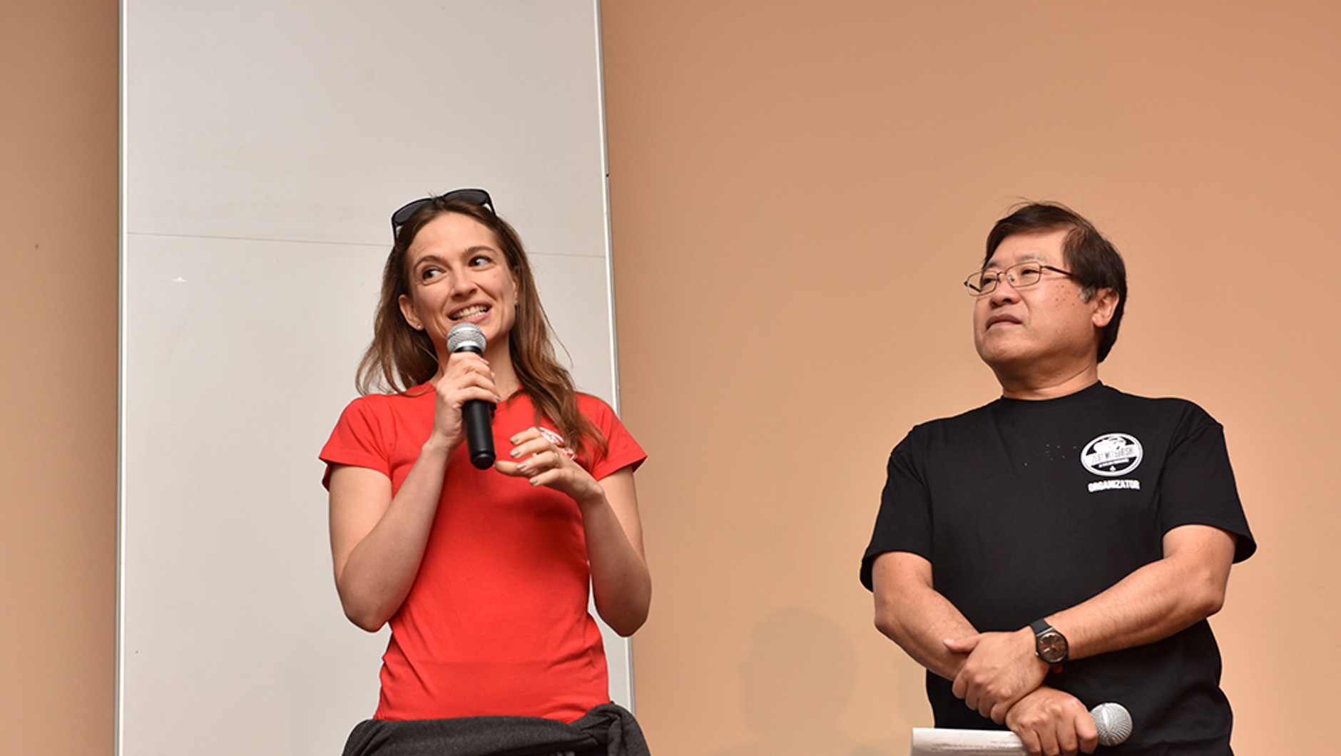 Anna Cieślak i prezes MMC Car Poland Yasuyuki Oyama