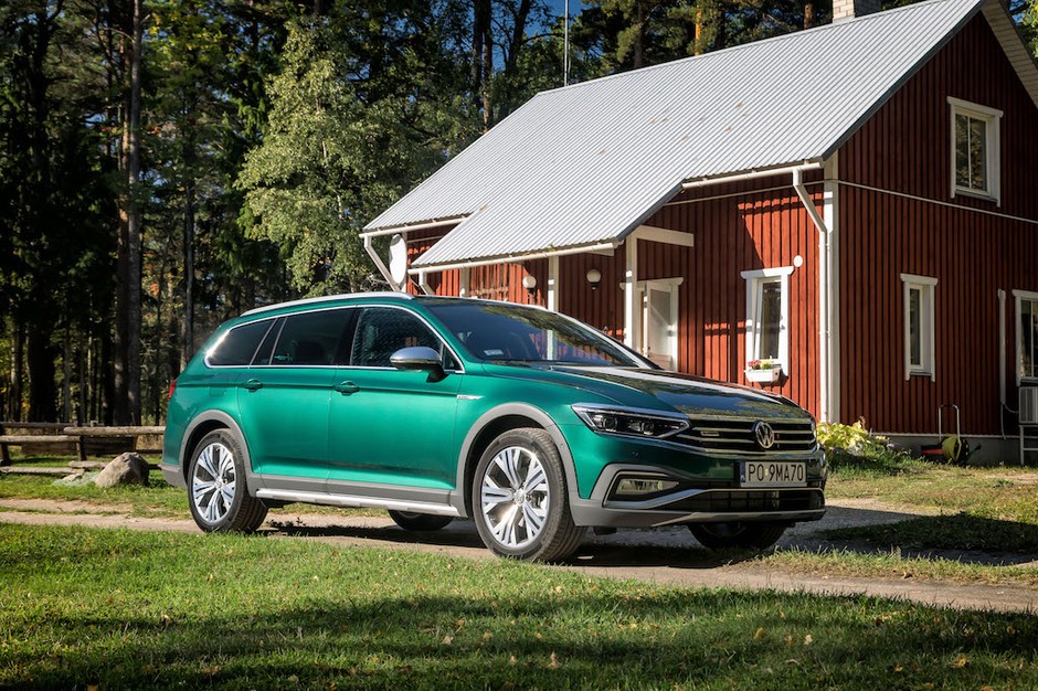 Volkswagen Passat – test systemów asystujących
