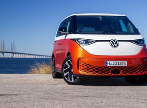 Przechodnie robili mi zdjęcia. Jeździłem Volkswagenem ID. Buzz, czyli nowym "Bullim"