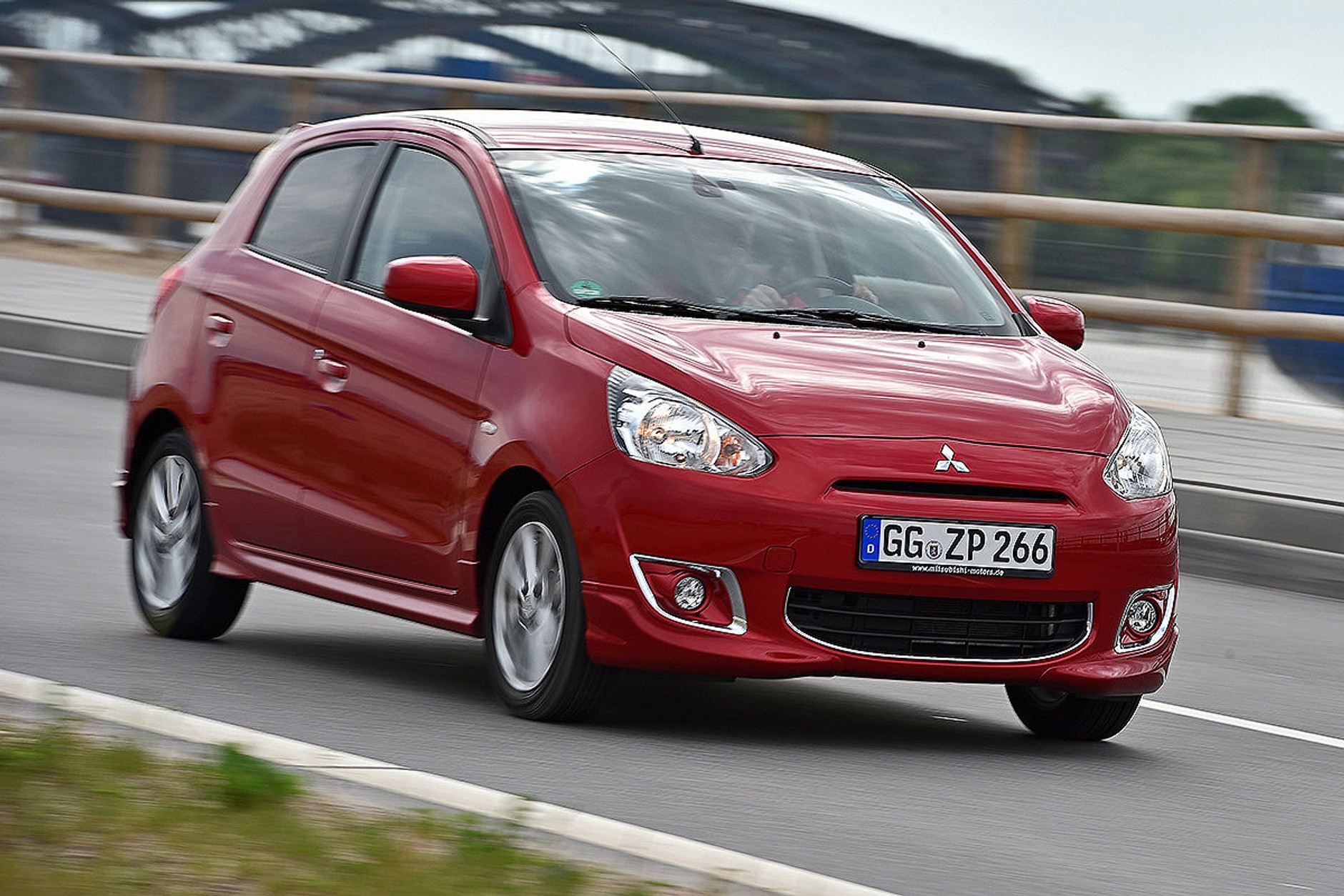 Mitsubishi Space Star 1.2 Clear Tec Shine+ (80 KM)