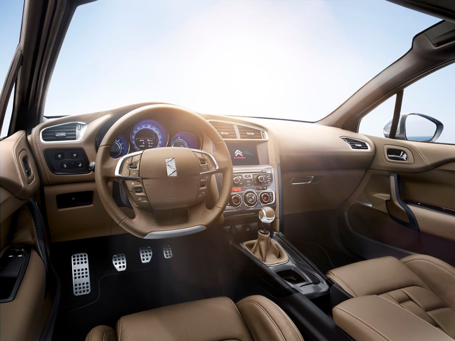 Internauci z całego świata wybrali najpiękniejszy samochód roku