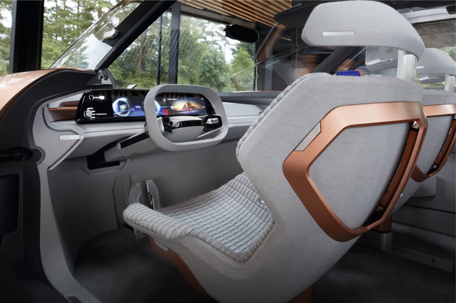 Renault Symbioz - wizja samochodu, który będzie stanowić część domu - i to dosłownie!