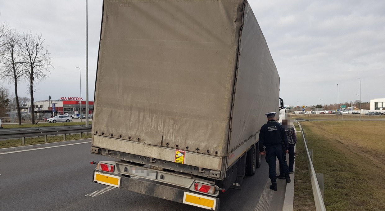 Zatrzymali białoruską ciężarówkę. Inspektorzy byli w szoku, gdy odkryli usterkę