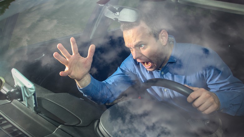 Agresja drogowa - zdjęcie ilustracyjne