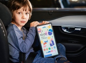 Tablet dla dziecka w aucie jest jak cegła! Wstrząsająca kampania Volvo