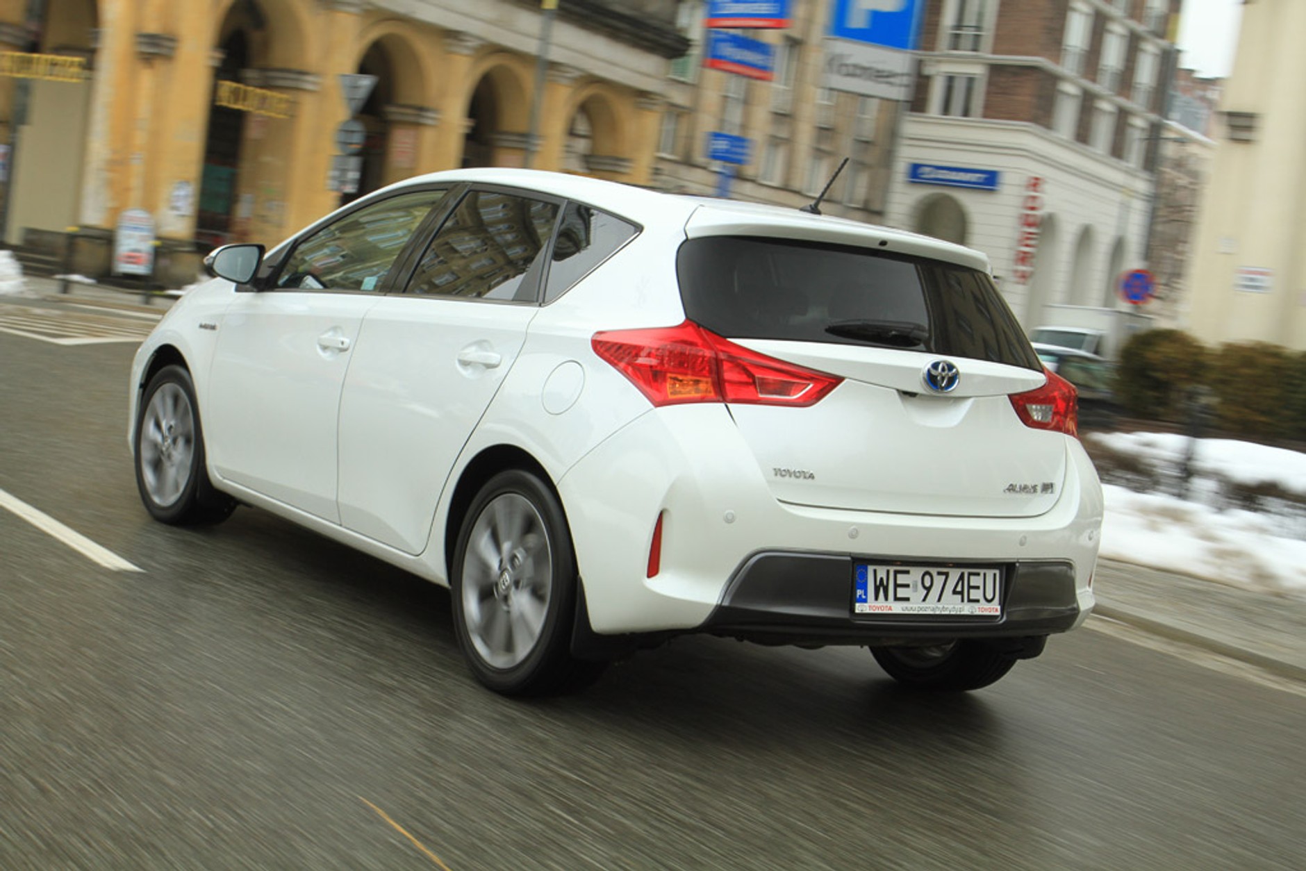 Czy warto kupować hybrydowe auto? Test Toyoty Auris Hybrid