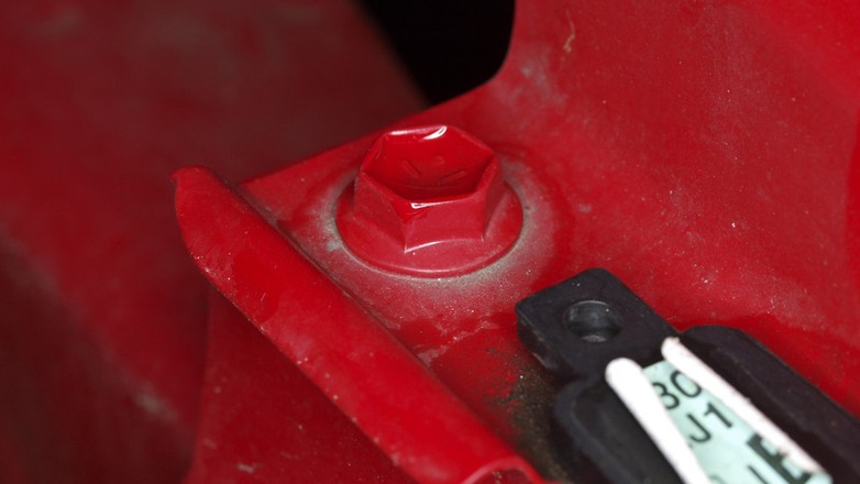 Jak naprawiać auto po wypadku? Odpowiedź jest prosta - porządnie!