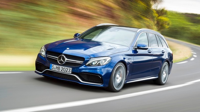 Jedna z premier Mercedesa