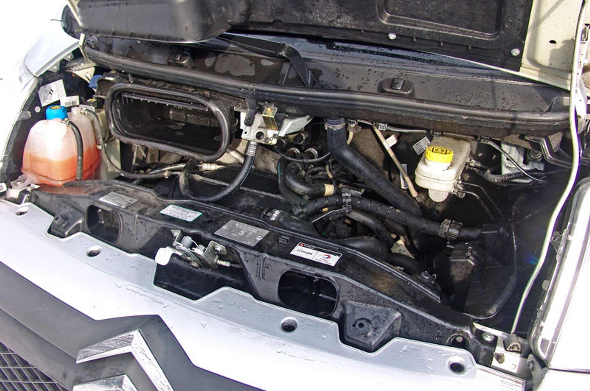 Citroën Jumper 2,2 HDi 120 Kombi: mały autobus i ciężarówka