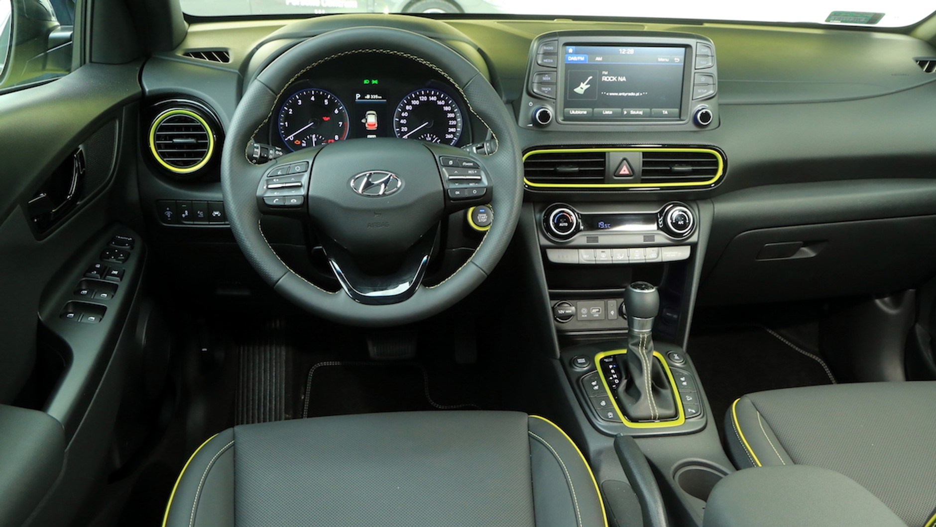 Hyundai Kona 1.6 T-GDI 7DCT 4WD Premium