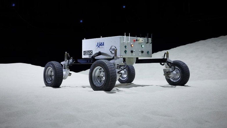 Kosmiczny Nissan z technologią e-4ORCE