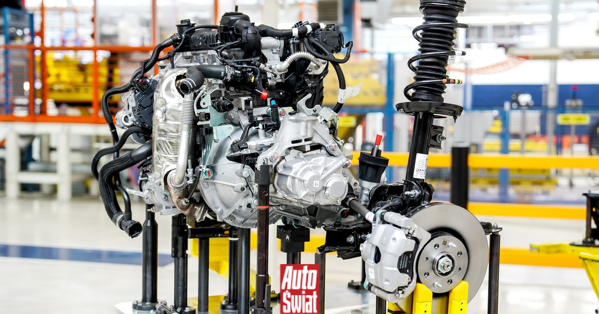 Nie tylko elektryk. Ruszyła produkcja Fiata 500 Hybrid. Poznaliśmy spalinowy silnik
