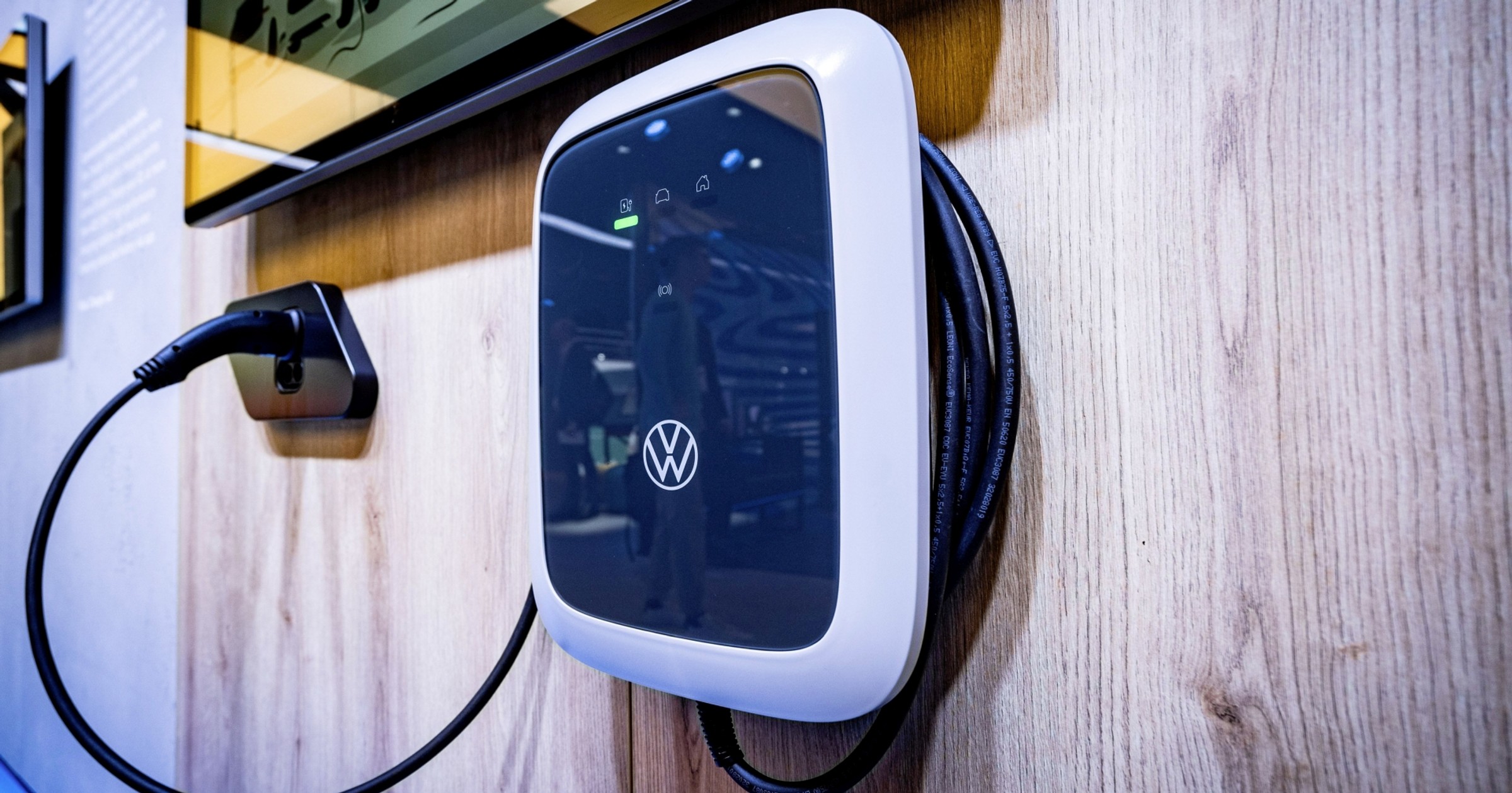 Ładowarka Volkswagen wallbox ID. Charger