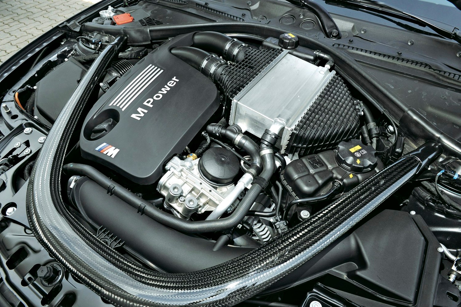 Porównanie Audi RS 5 i BMW M4