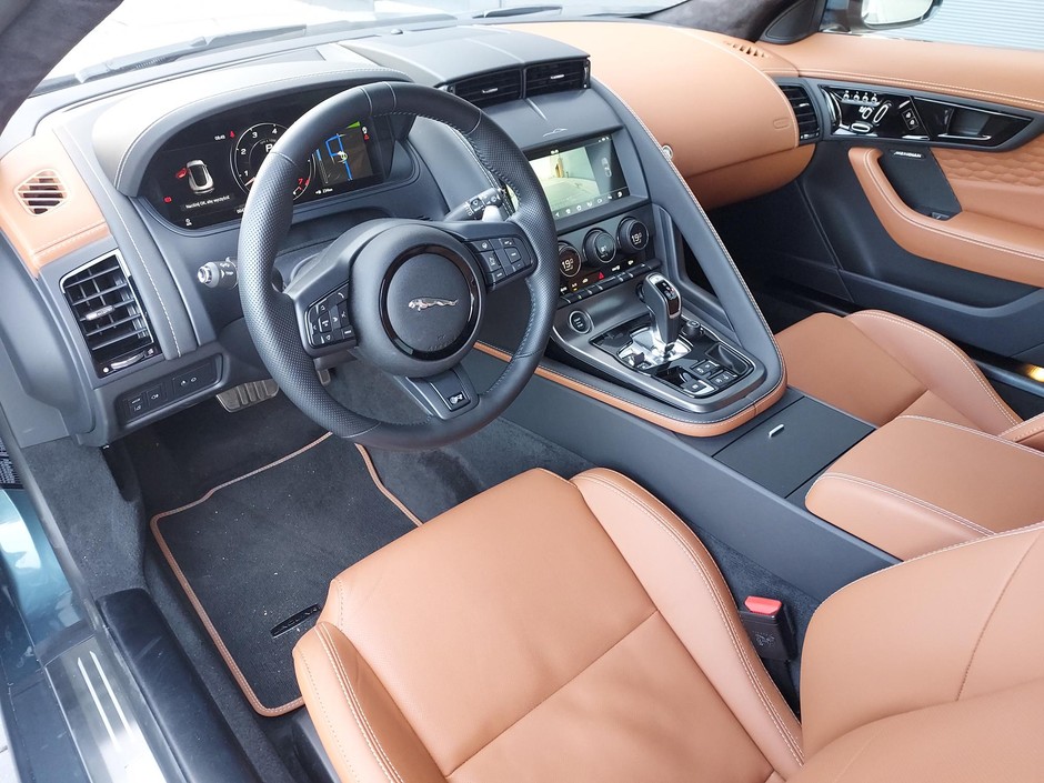 Jaguar F-Type R75