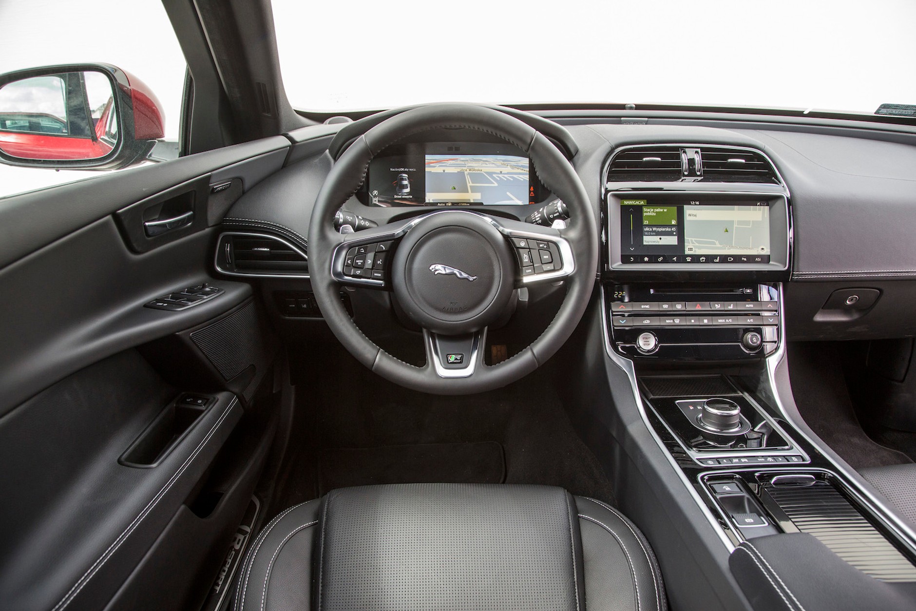 Jaguar XE 25d AWD R-Sport