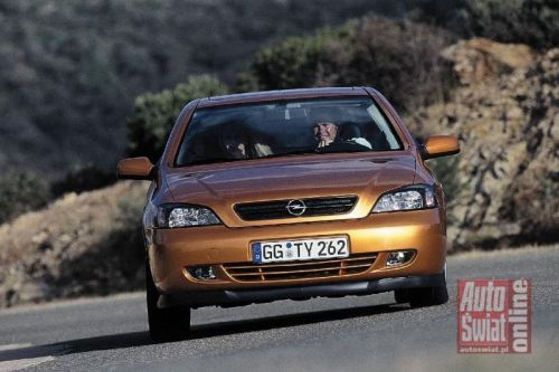 Audi A3 1.6, Ford Focus 1.6, Mercedes A 160, Opel Astra 1.6, Renault Megane 1.6, VW Golf 1.6 - Z laboratoryjną dokładnością