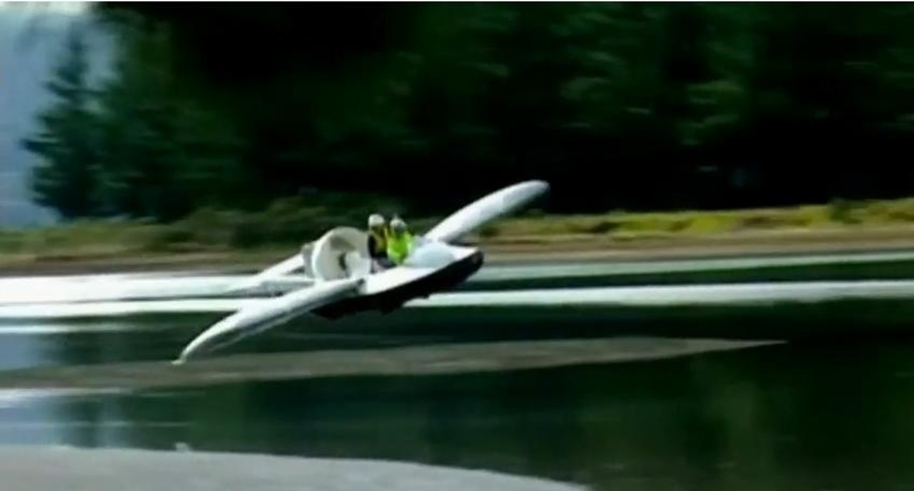 Latający poduszkowiec