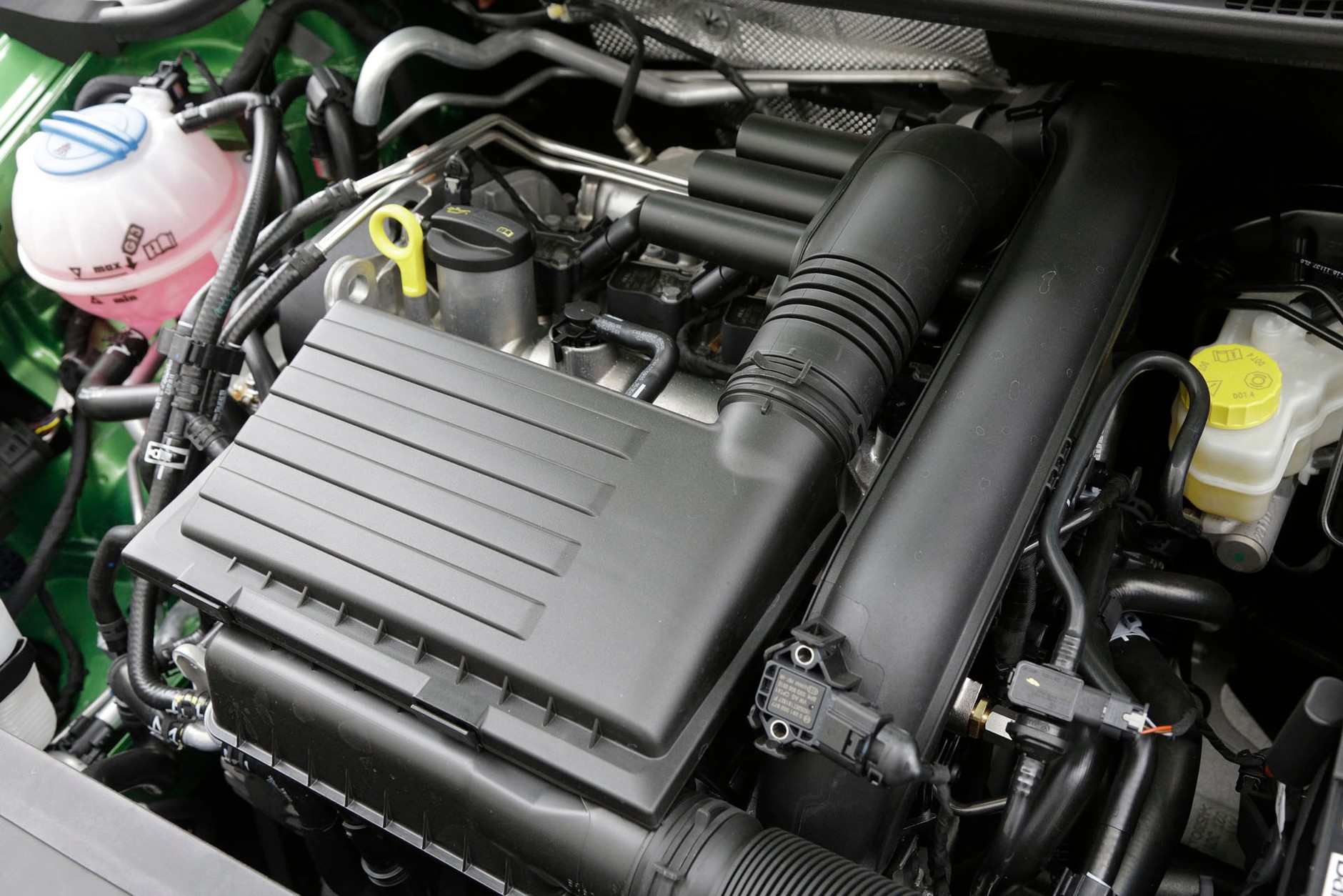 Skoda Fabia 1.2 TSI kontra Suzuki Baleno 1.0 Boosterjet - kto tu jest bez szans?