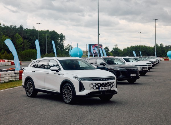W końcu dali mi się przejechać Omodą 9 Super Hybrid. Sporo zachwytów, trzy rozczarowania