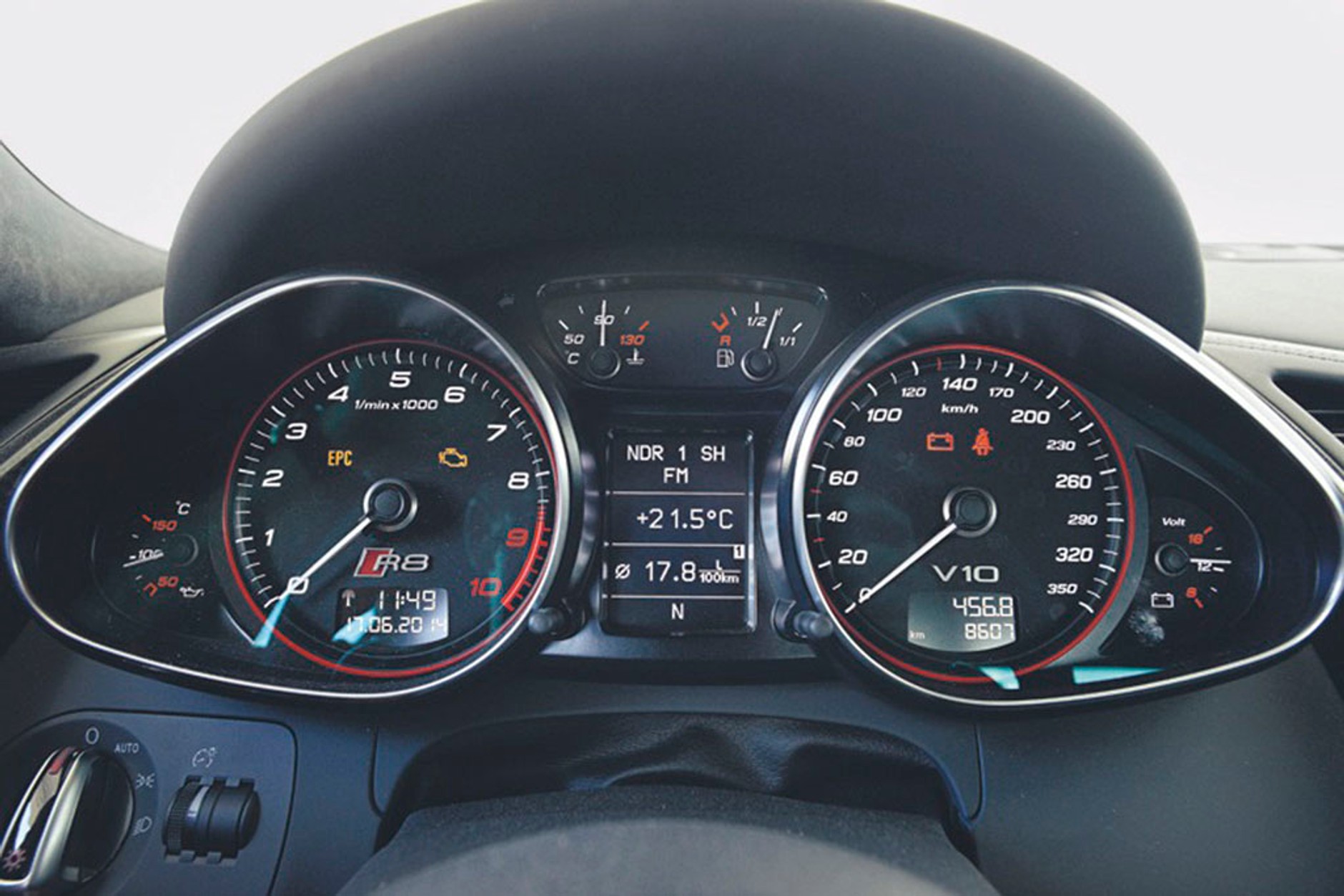 Porównanie: Audi R8 V10 Plus, Jaguar F-Type R, Nissan GT-R, Porsche 911 Turbo S