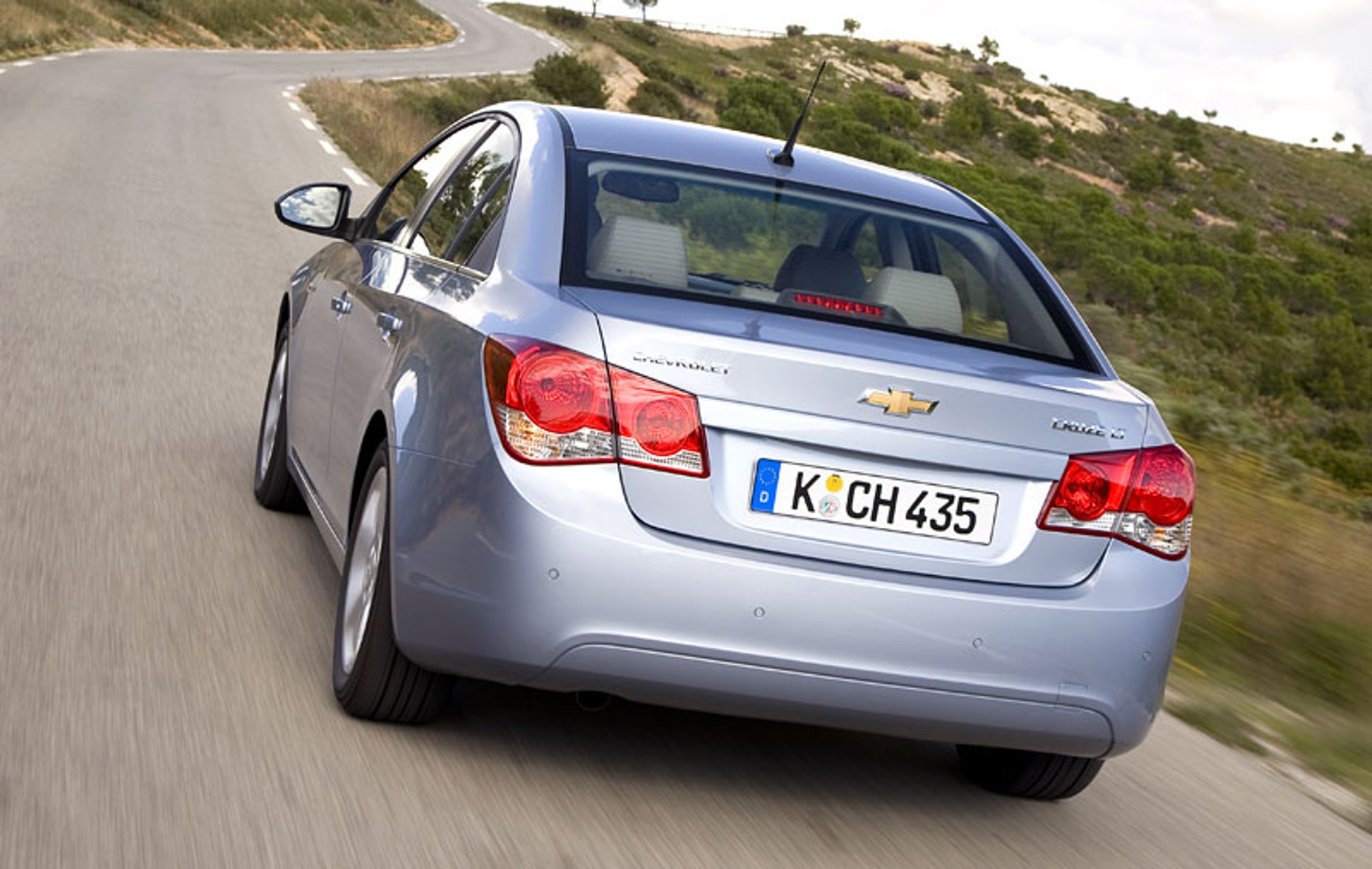 GM: Opel Insignia ST i Chevrolet Cruze -  ceny w Polsce (fotogaleria)