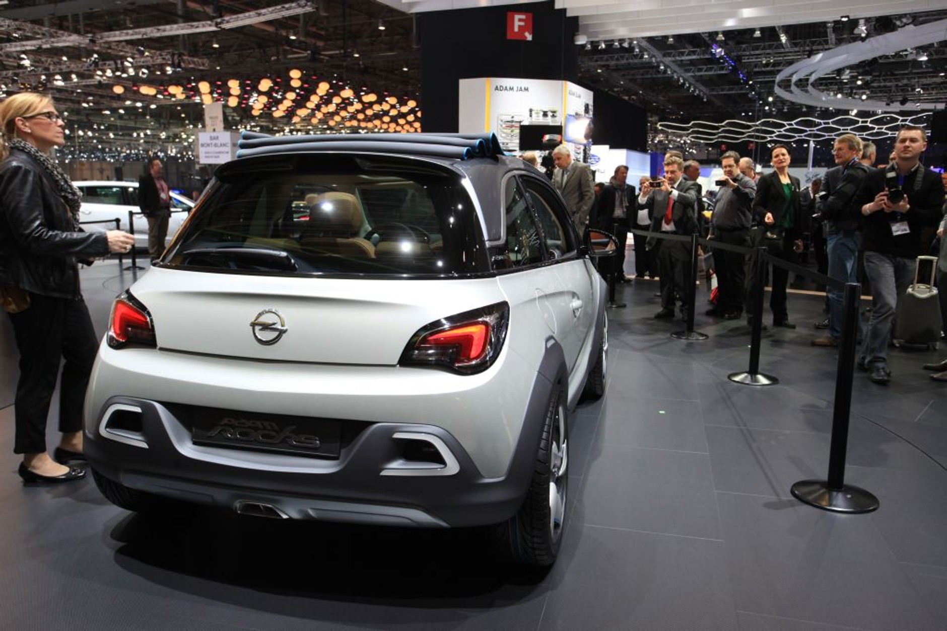 Cztery światowe premiery Opla