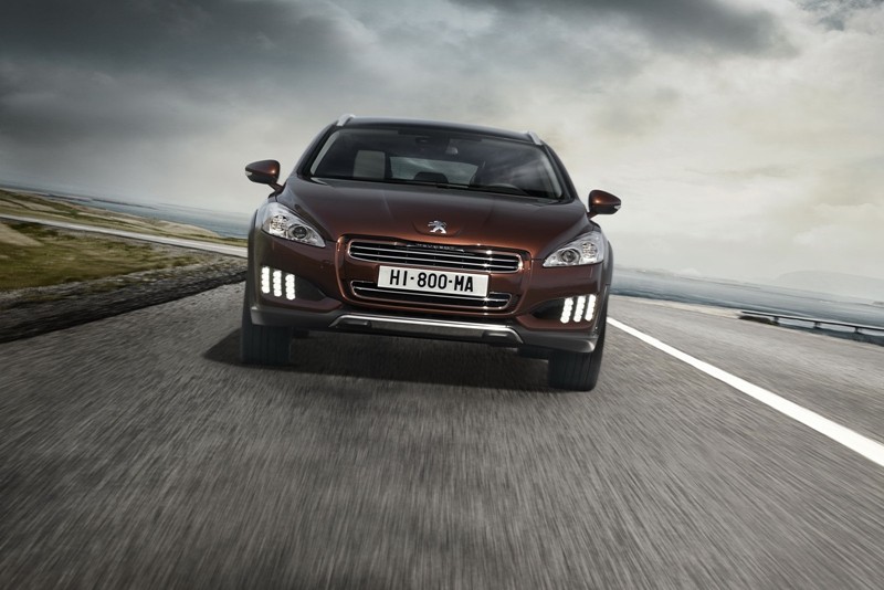Peugeot 508 RXH pokazuje pazury, rrrrr!